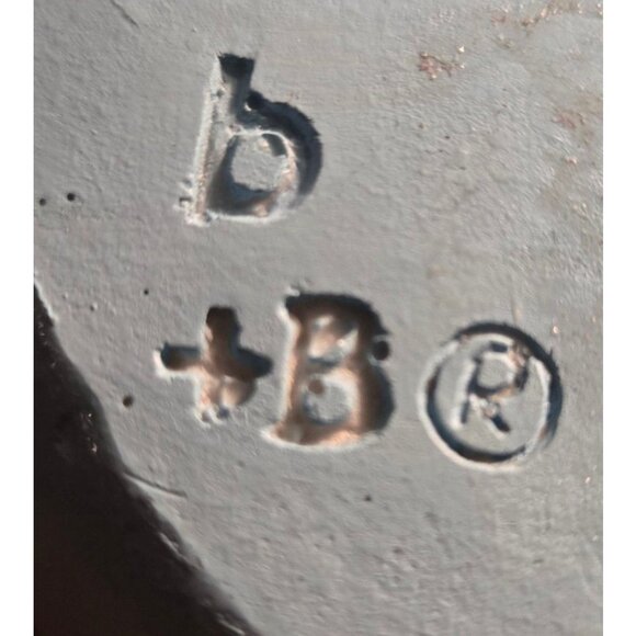 Vintage Burton & Burton Elephant Planter - Picture 5 of 5